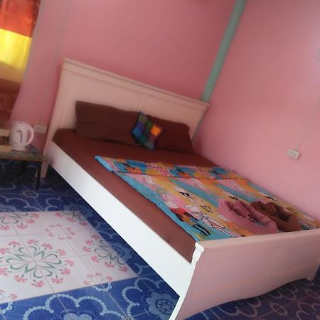 Lanta Danai Guesthouse Ко-Ланта Экстерьер фото